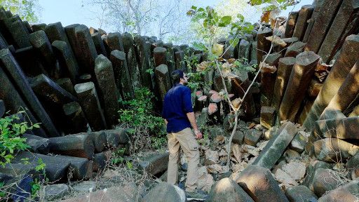 E2. Madhya Pradesh Geologlcal Wonders